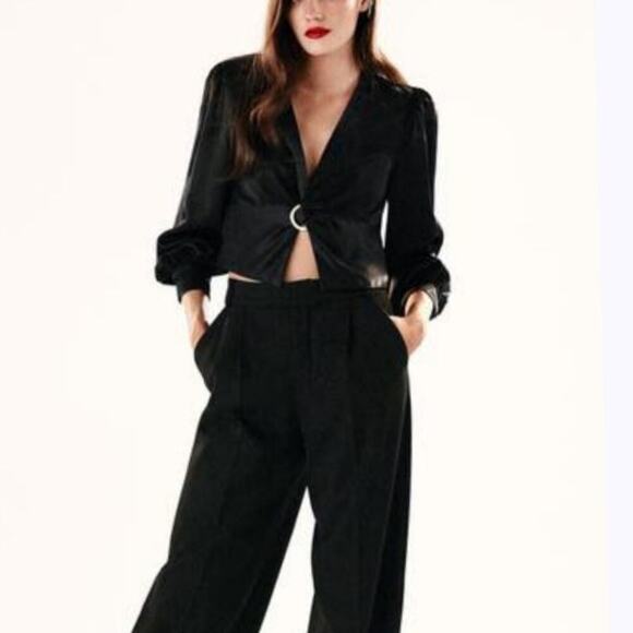 Zara NWT Black Crop Golden Ring Blouse Sz Small - Picture 1 of 8